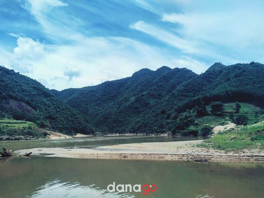 Hòn Kẽm Đá Dừng Quảng Nam