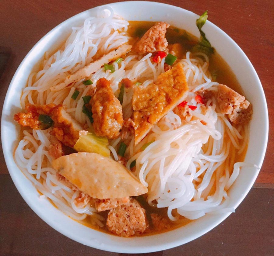 Bún Chả Cá Dì Gái