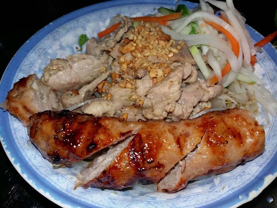 Bún Xào Nem Nướng