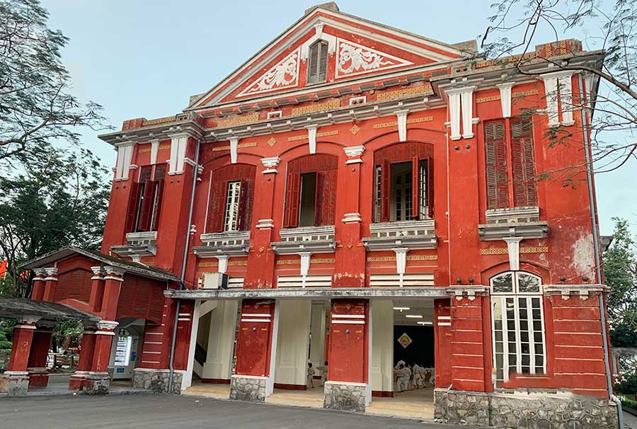 trường quốc học huế