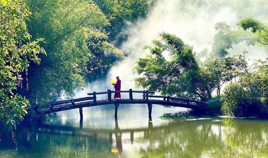 Huyền Không Sơn Thượng