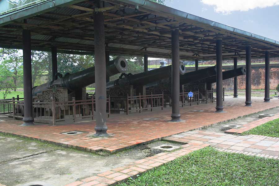 Cửu Vị Thần Công