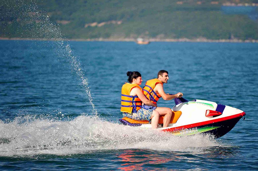 Đua Mô Tô Nước