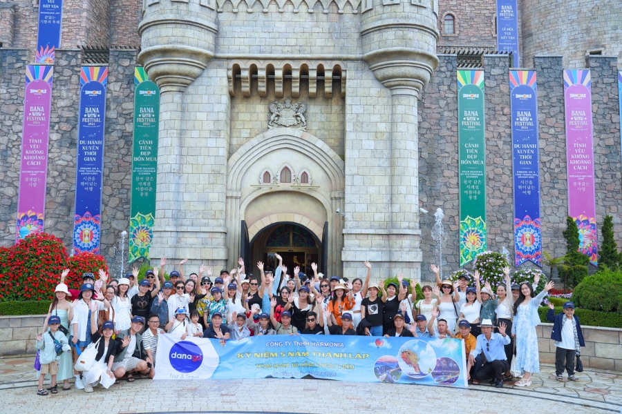 Lâu đài Mặt Trăng Bà Nà Hills