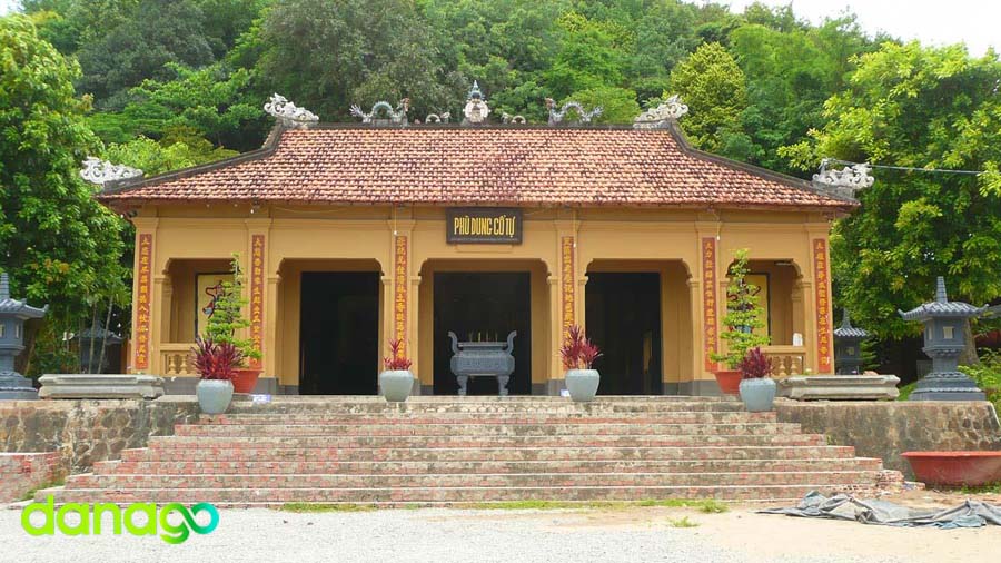 Lăng Mạc Cửu Hà Tiên