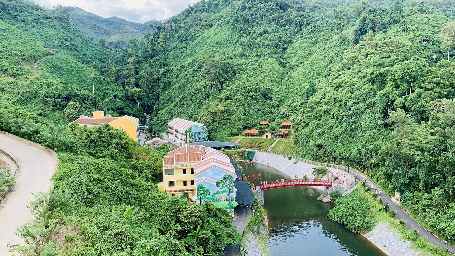 Khu du lịch Cổng Trời Đông Giang